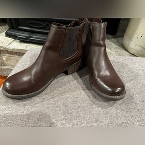 Eastland slip on boots